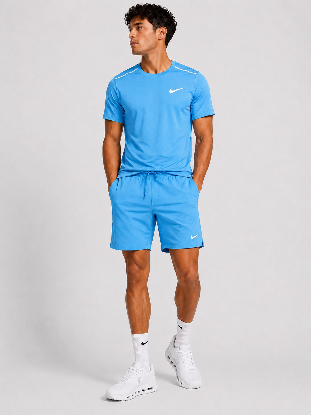 OUTFIT Nike Miler Bleu + Paire au choix