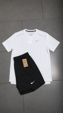 Ensemble Nike Miler Blanc & Noir
